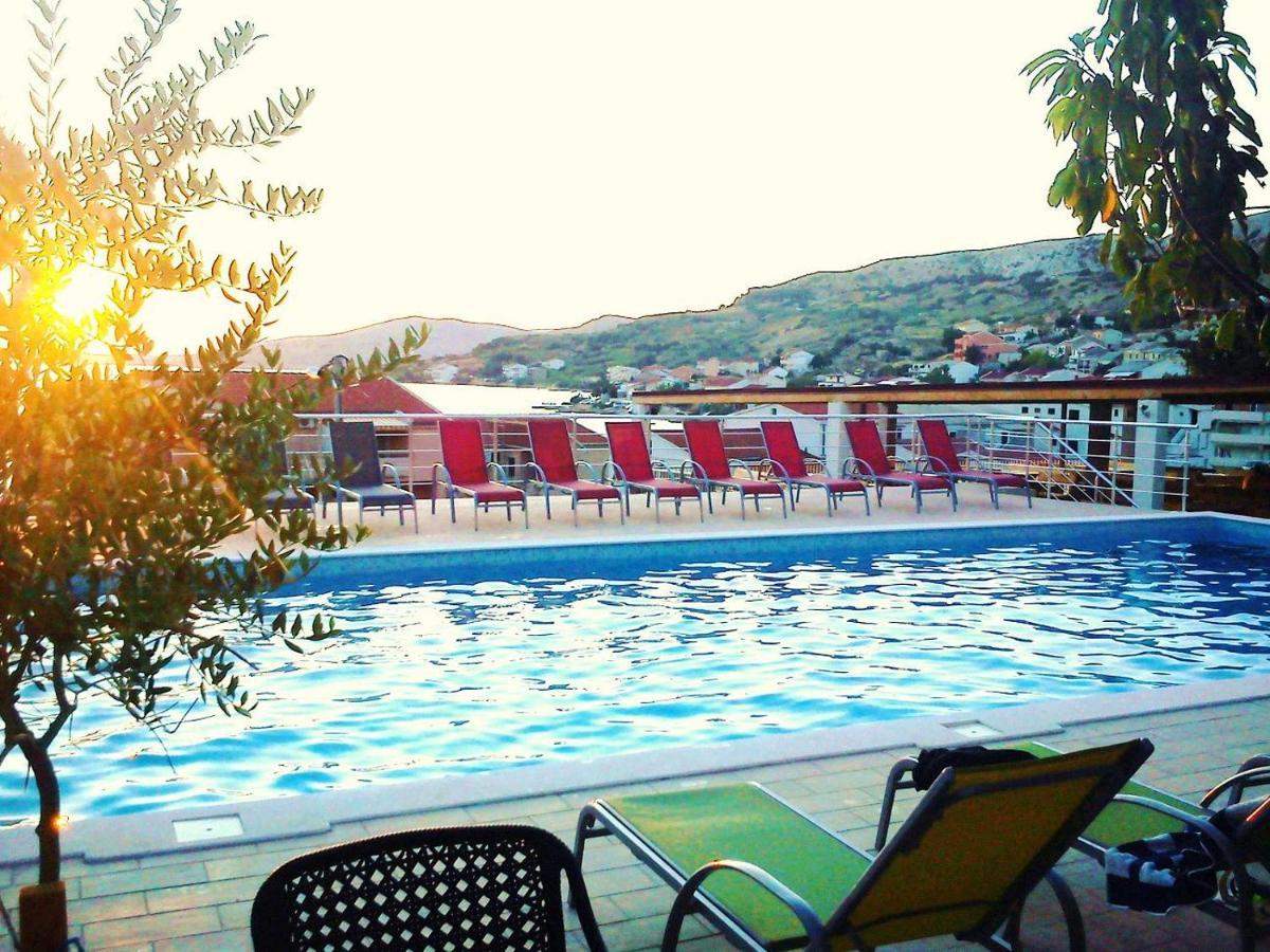 Bed and Breakfast Kuca Pecine Metajna Exterior foto