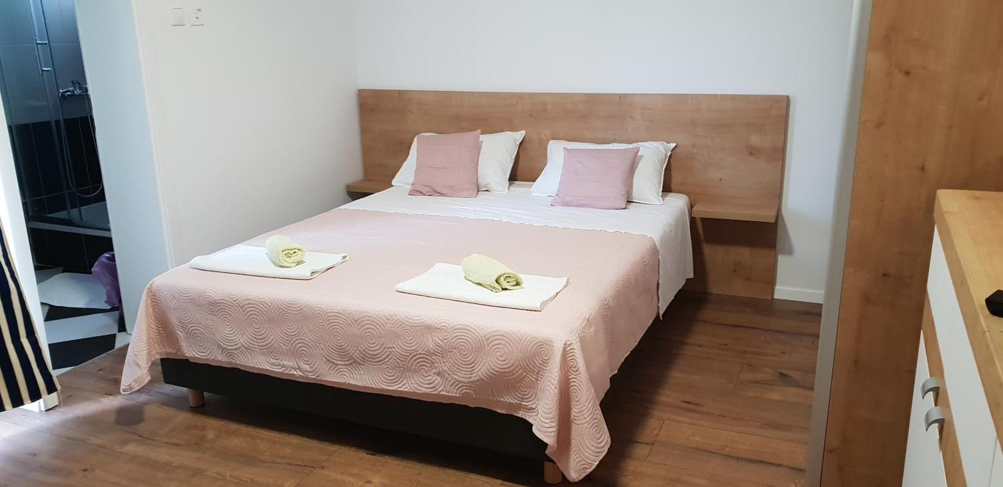 Bed and Breakfast Kuca Pecine Metajna Exterior foto